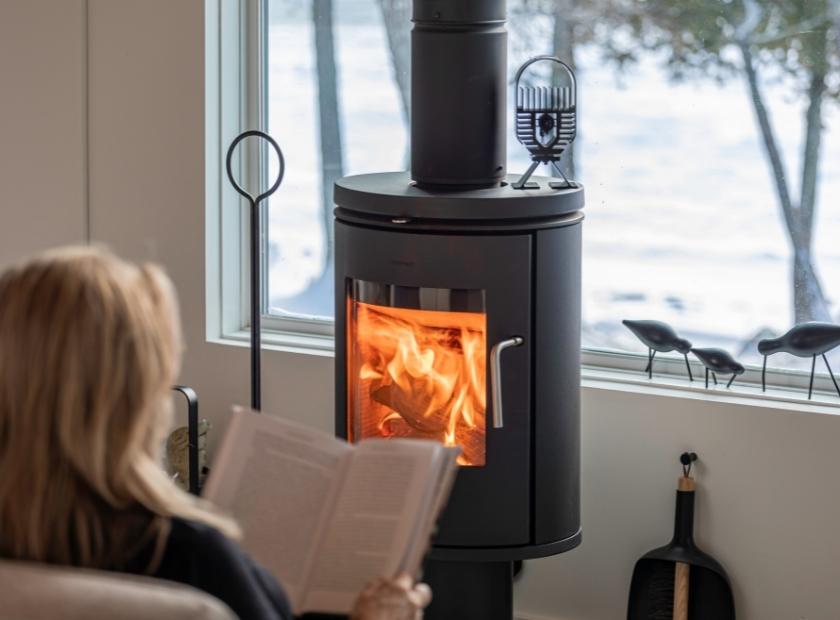 Reading by Ecofan AirDeco 1 Morso Wood Stove